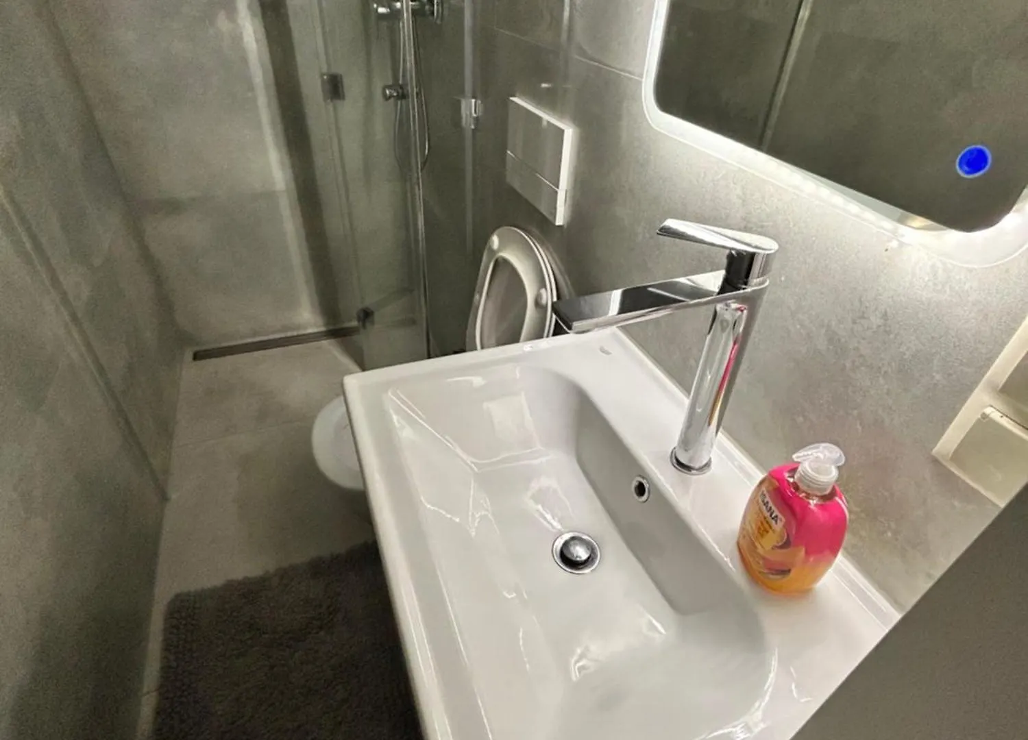 Ministay Kremerowska Krakow 0*,  Poland